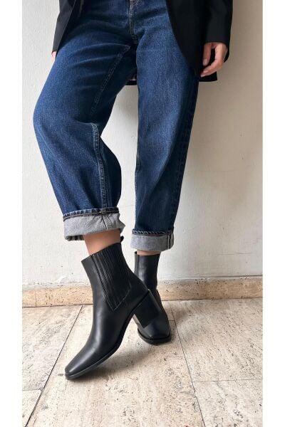 Kadın KÜT Burun Çift Lastikli Kalın Topuklu Bot