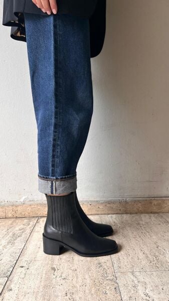 KÜT Burun Çift Lastikli Kalın Topuklu Bot